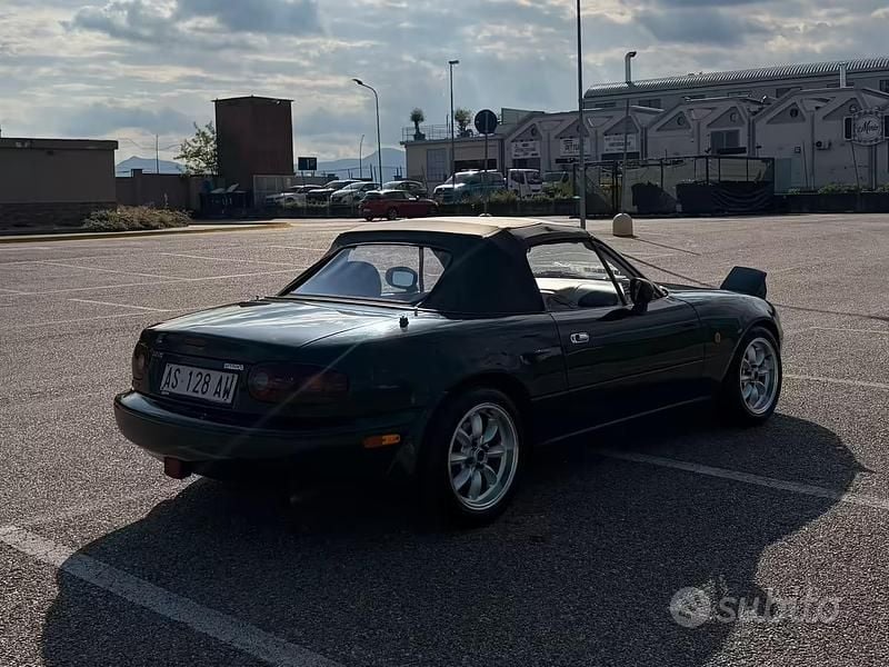 Usata Mazda MX5 131 CV (96 kW) 1997 Cabrio