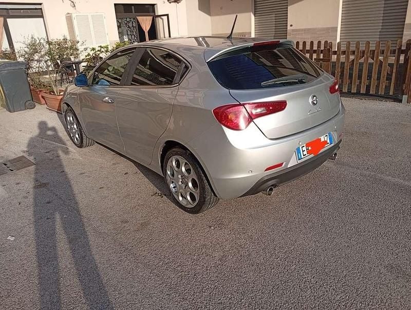Usata Alfa Romeo Giulietta Distinctive 170 CV (125 kW) 2011 Berlina