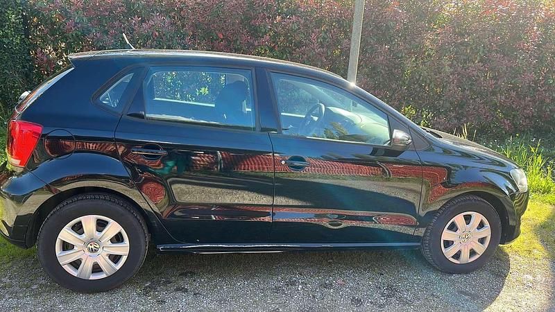 Usata VW Polo Trendline 75 CV (55 kW) 2011 Berlina