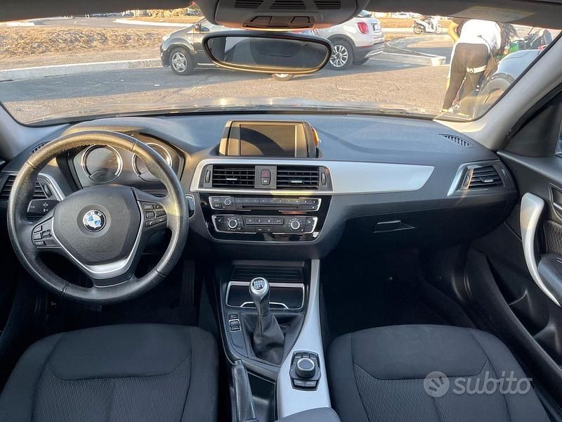 Usata BMW 118 150 CV (110 kW) 2017 Nero Utilitaria