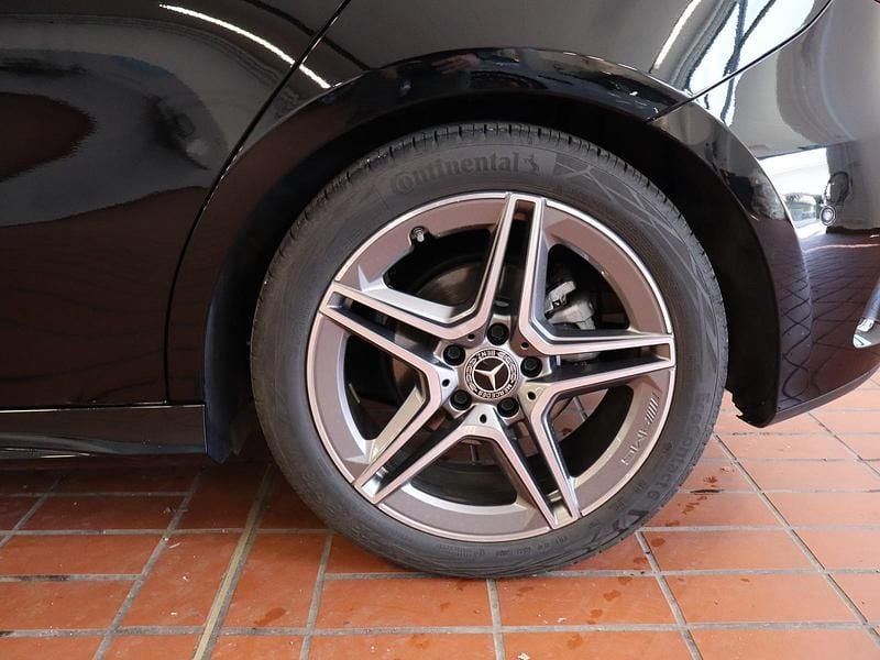 Usata Mercedes A180 Advanced Plus 136 CV (100 kW) 2024 Nero Berlina