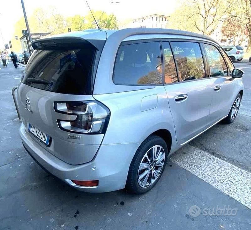 Usata Citroën Grand C4 Picasso Business Class 120 CV (88 kW) 2016 Grigio Monovolume