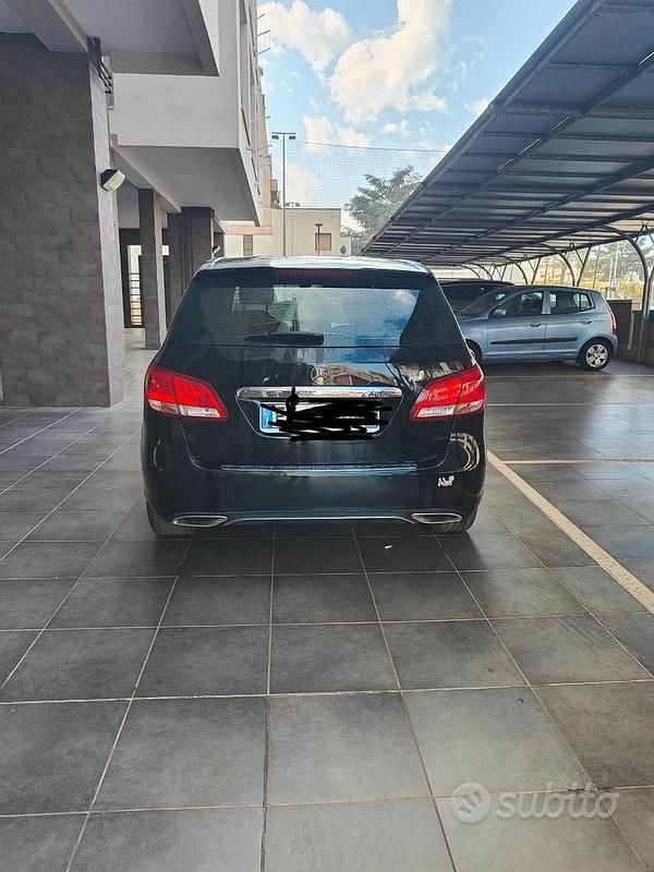 Usata Mercedes B160 2015 Monovolume