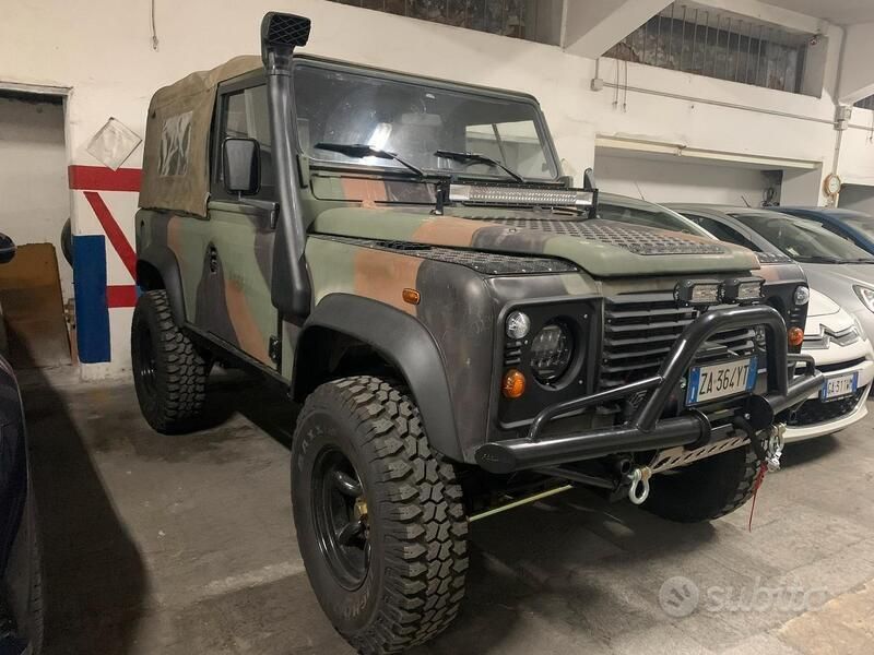 Usata Land Rover Defender 113 CV (83 kW) 2003 Verde SUV