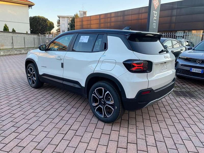 Nuova Jeep Avenger Summit 101 CV (74 kW) 2026 Bianco SUV