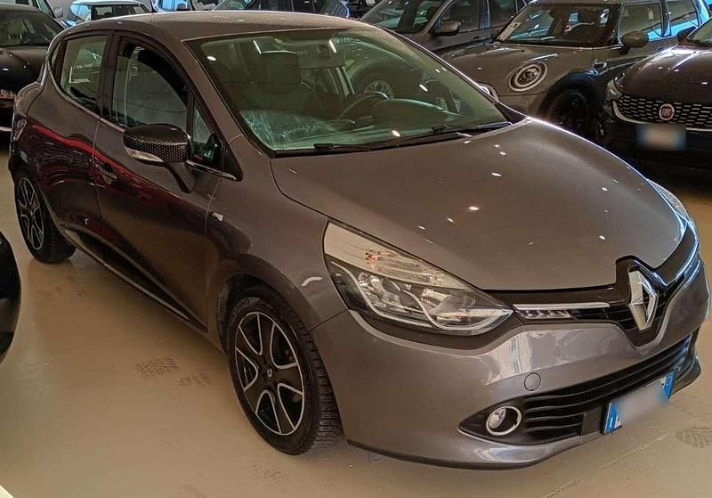 Usata Renault Clio IV 90 CV (66 kW) 2016 Grigio Berlina