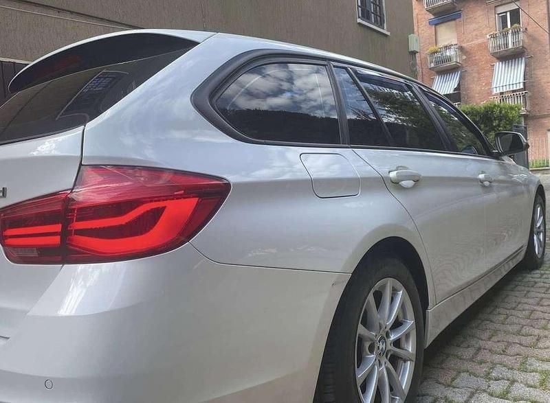 Usata BMW 318 150 CV (110 kW) 2017 Station wagon