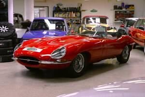 Usata Jaguar E-Type 269 CV (197 kW) 1963 Rosso Cabrio