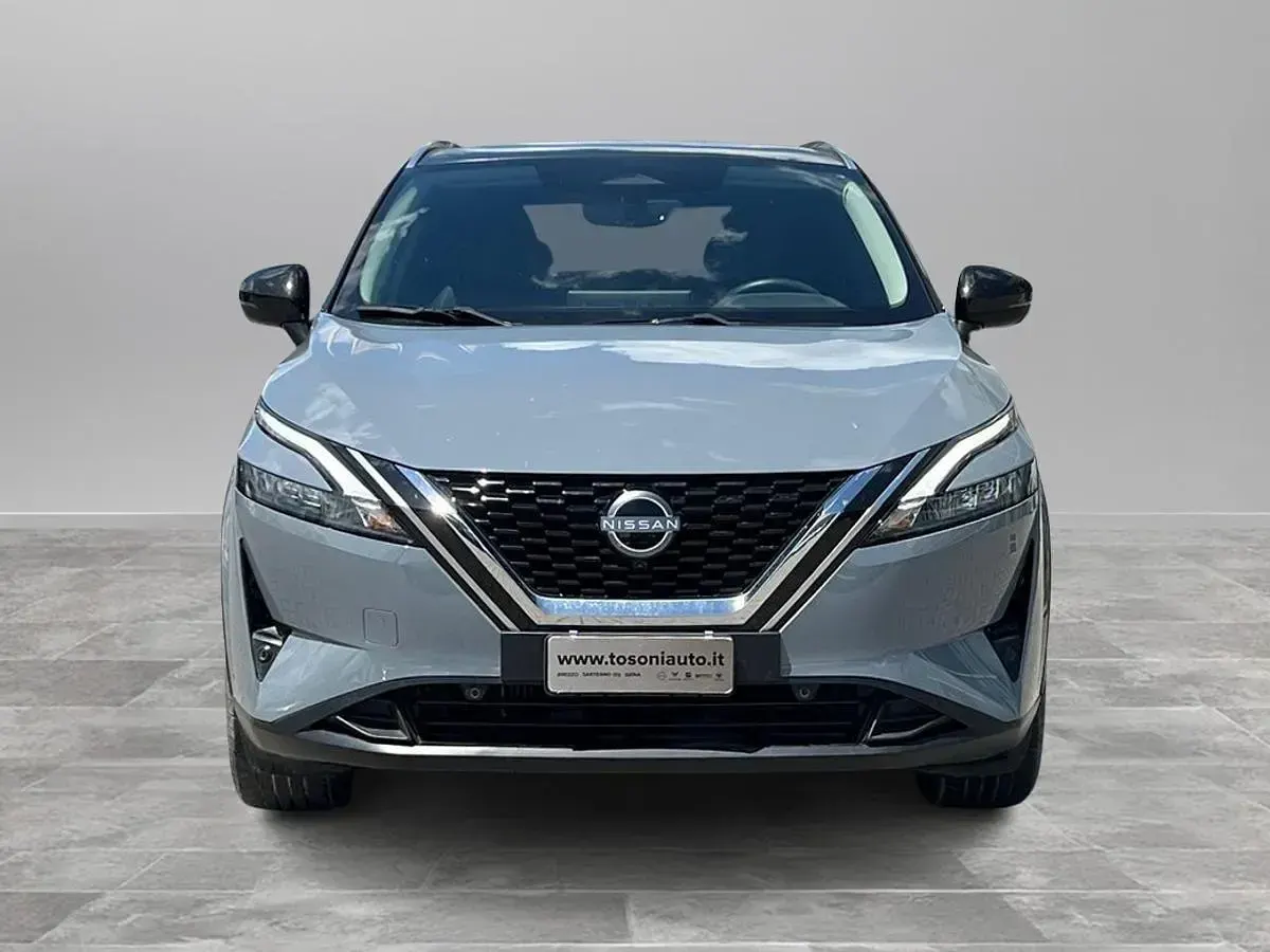 Usata Nissan Qashqai N-Connecta 140 CV (102 kW) 2023 Grigio SUV