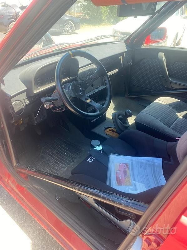 Usata Alfa Romeo 33 129 CV (94 kW) 1992 Utilitaria