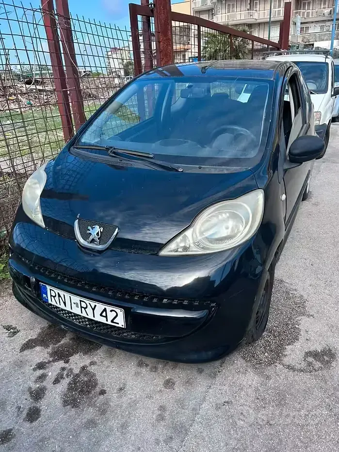 Usata Peugeot 107 68 CV (50 kW) 2008 Utilitaria