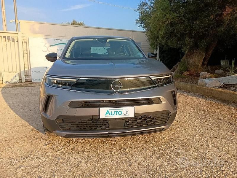Usata Opel Mokka Edition 110 CV (80 kW) 2022 Grigio SUV