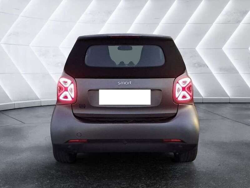 Usata Smart ForTwo Electric Drive Pulse 41 kW (56 CV) 2021 Grigio Cabrio