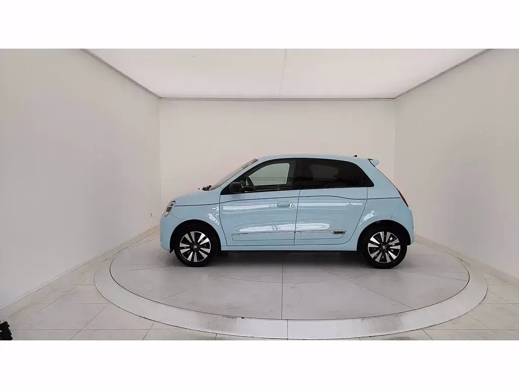 Usata Renault Twingo Techno 60 kW (82 CV) 2023 Azzurro Utilitaria