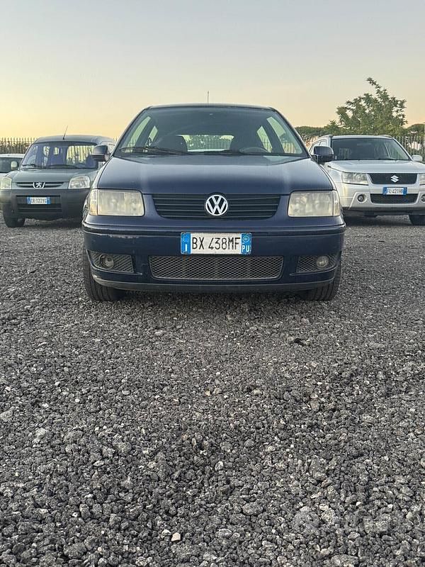 Usata VW Polo Comfortline 75 CV (55 kW) 2002 Blu Berlina