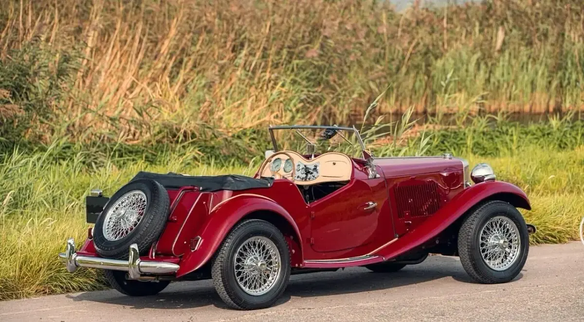 Usata MG TD 55 CV (40 kW) 1953 Rosso Cabrio