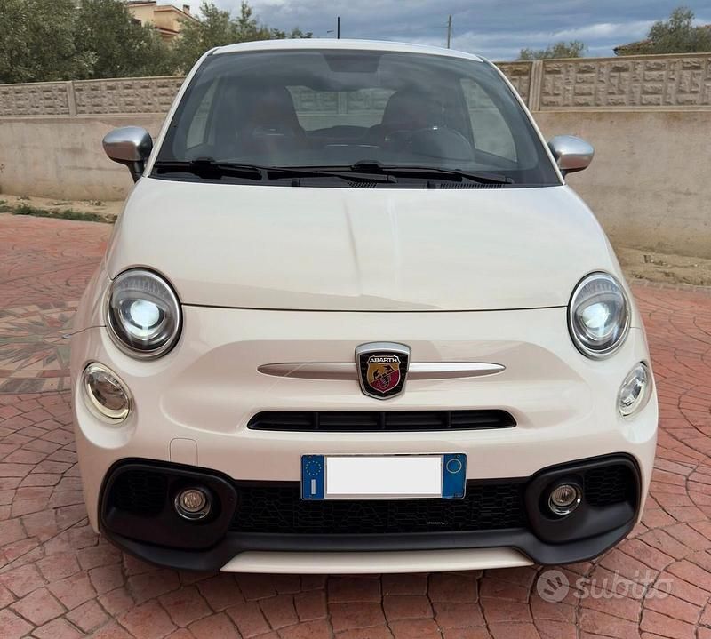 Usata Abarth 595 Turismo 165 CV (121 kW) 2018 Bianco Utilitaria