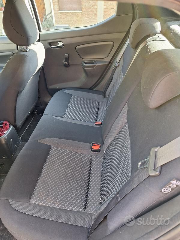 Usata Nissan Micra Acenta 92 CV (67 kW) 2021 Nero Utilitaria