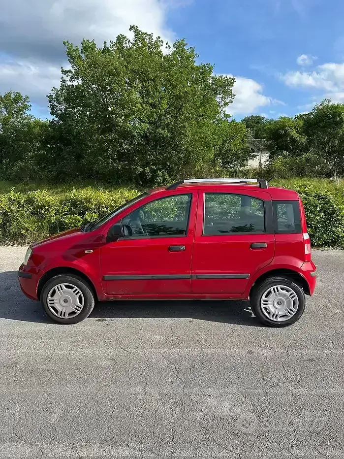 Usata Fiat Panda 77 CV (56 kW) 2012 Rosso Utilitaria