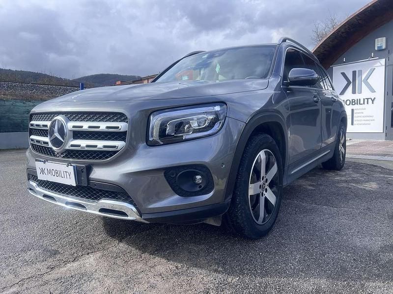 Gebraucht Mercedes GLB200 150 PS (110 kW) 2022 Grau SUV