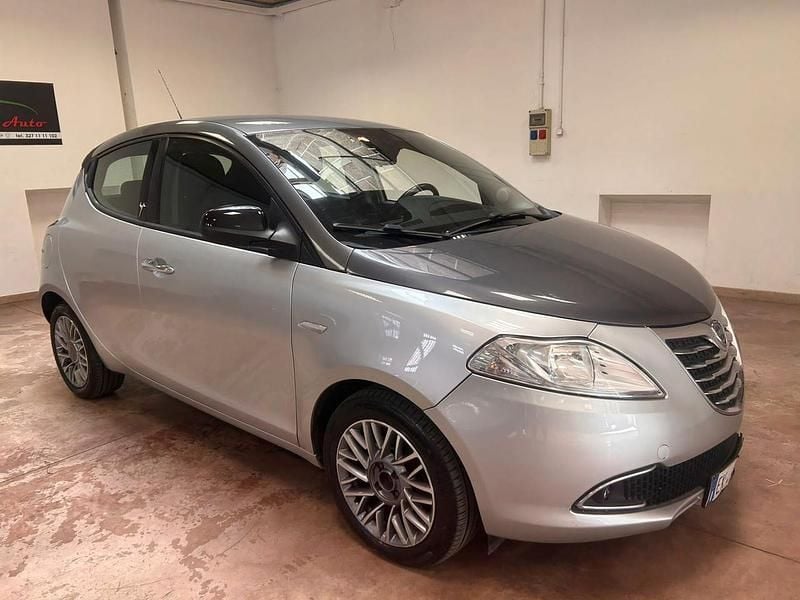 Usata Lancia Ypsilon S 86 CV (63 kW) 2011 Grigio Utilitaria