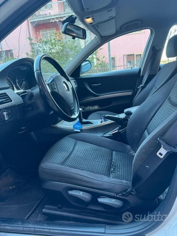 Usata BMW 320 184 CV (135 kW) 2010 Bianco Station wagon