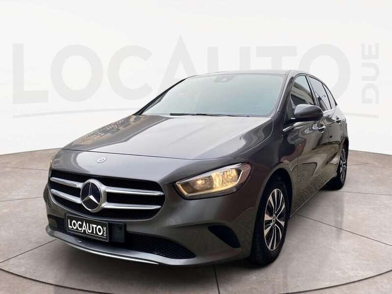 Grigio Usata 2021 Mercedes B180 Monovolume | 18.490 € - Immagine 1/3