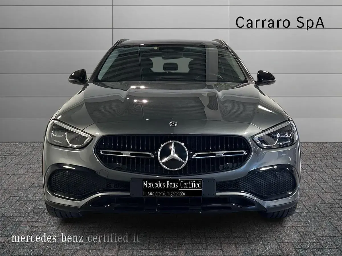 Usata Mercedes 220 Advanced 197 CV (144 kW) 2023 Grigio selenite Station wagon