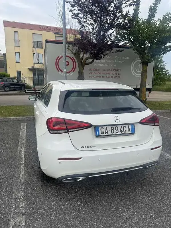 Usata Mercedes A180 116 CV (85 kW) 2020 Berlina
