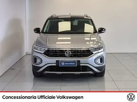 Usata VW T-Roc Life 110 CV (80 kW) 2023 Argento SUV