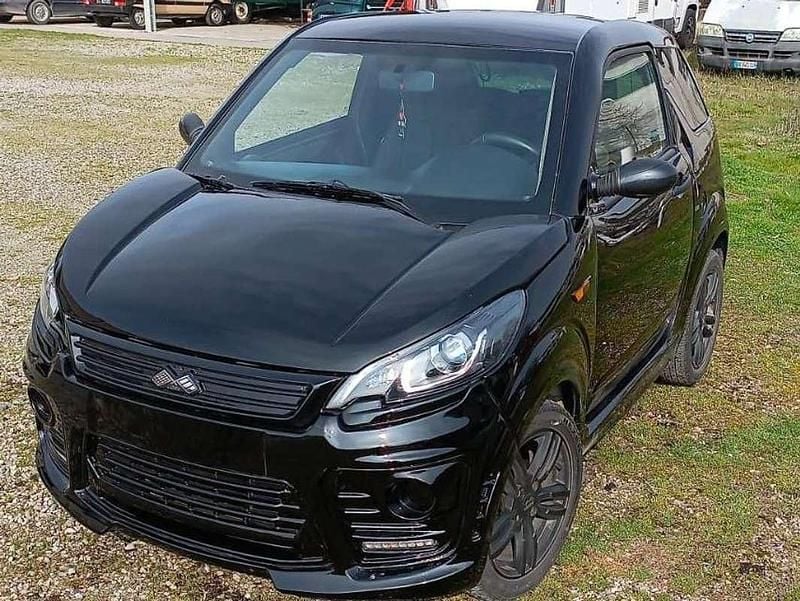 Usata Ligier JS50 2022 Nero Utilitaria