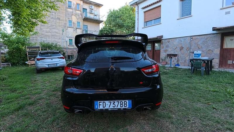 Usata Renault Clio IV R.S. 200 CV (147 kW) 2016 Berlina