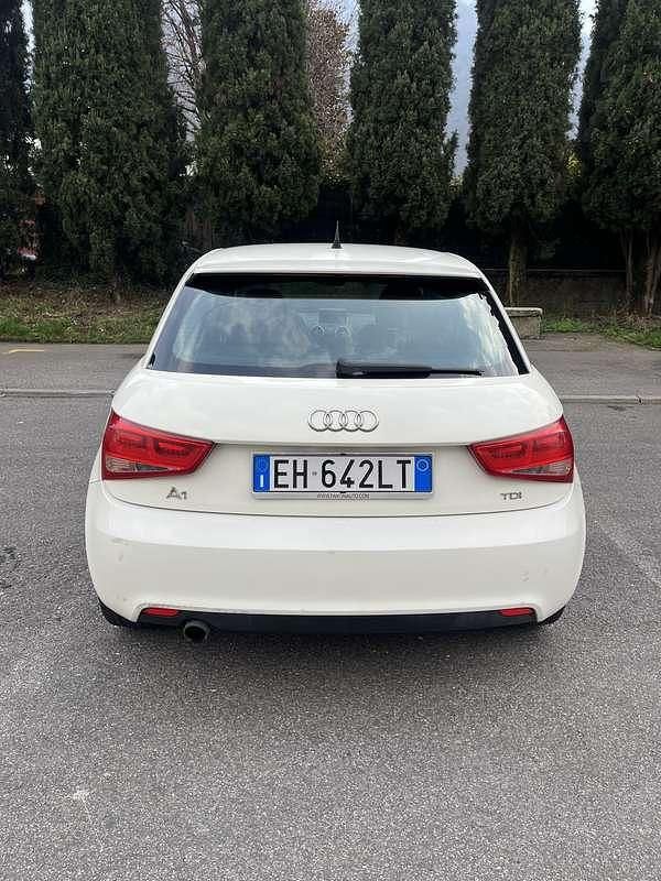 Usata Audi A1 Attraction 105 CV (77 kW) 2011 Utilitaria