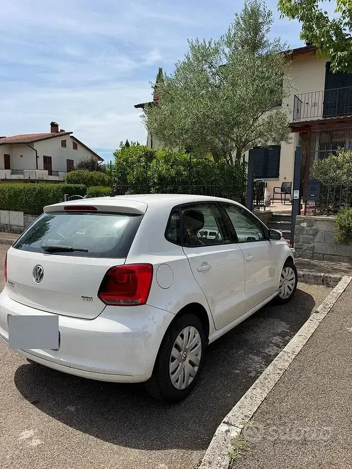 Usata VW Polo Comfortline 75 CV (55 kW) 2011 Bianco Utilitaria