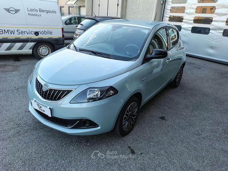 Usata Lancia Ypsilon S 69 CV (50 kW) 2024 Verde Utilitaria