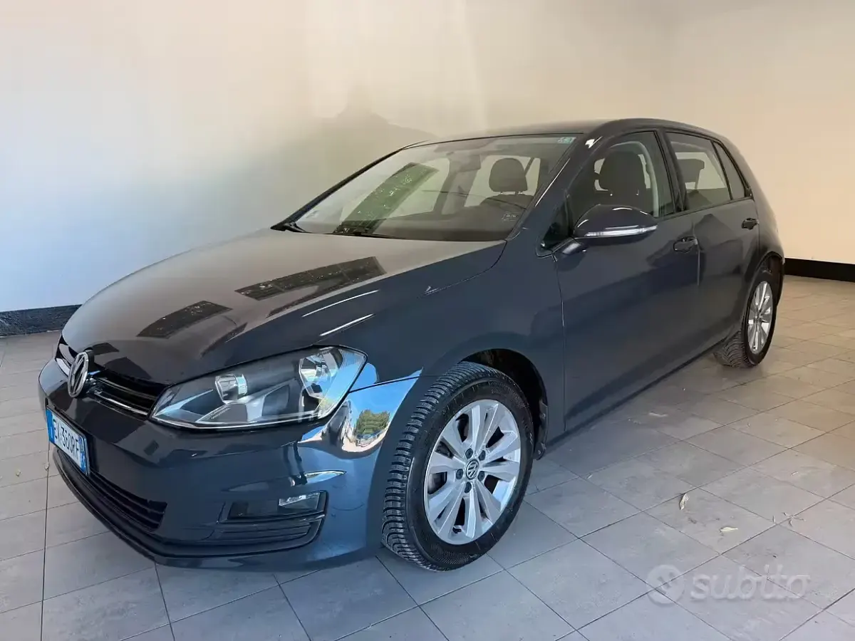 Usata VW Golf VII Highline 122 CV (89 kW) 2014 Grigio Berlina