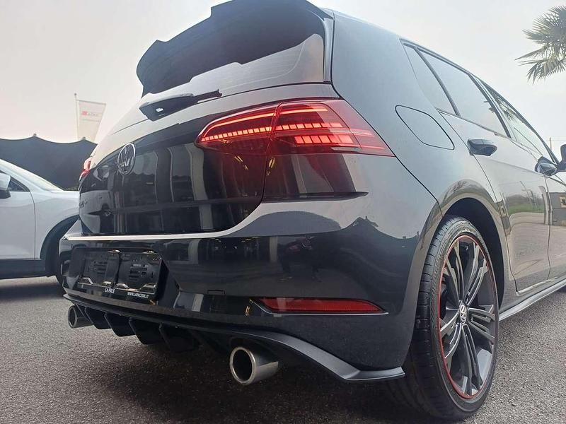 Usata VW Golf VIII GTI 245 CV (180 kW) 2020 Grigio Berlina