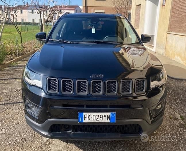 Usata Jeep Compass Limited 120 CV (88 kW) 2017 Nero SUV