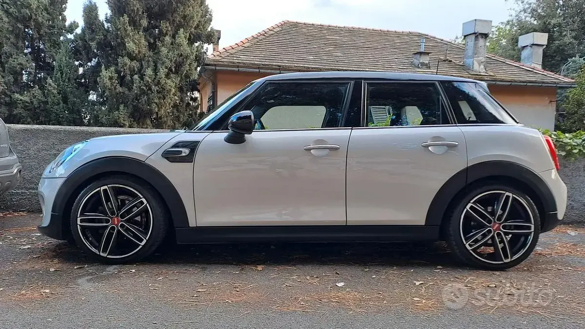 Usata Mini Cooper D 116 CV (85 kW) 2016 Bianco Utilitaria