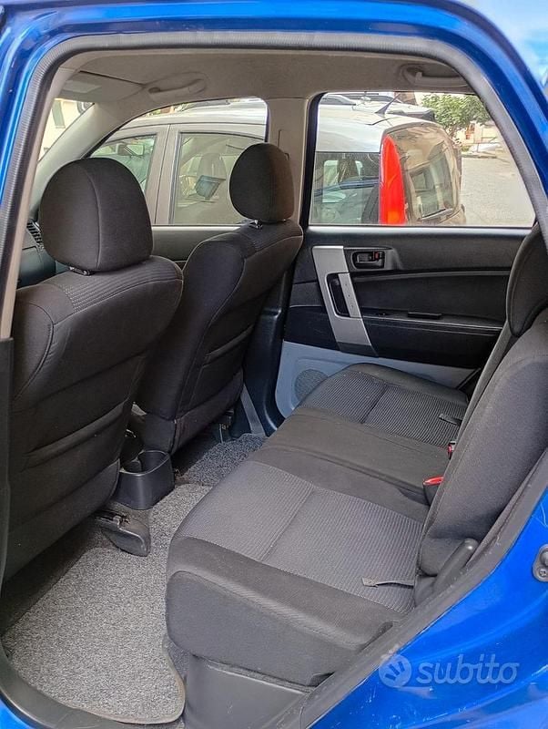 Usata Daihatsu Terios 105 CV (77 kW) 2006 Blu SUV