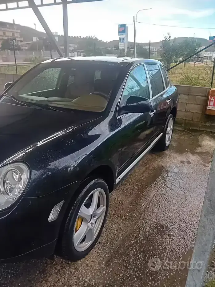 Usata Porsche Cayenne 250 CV (183 kW) 2004 Nero SUV