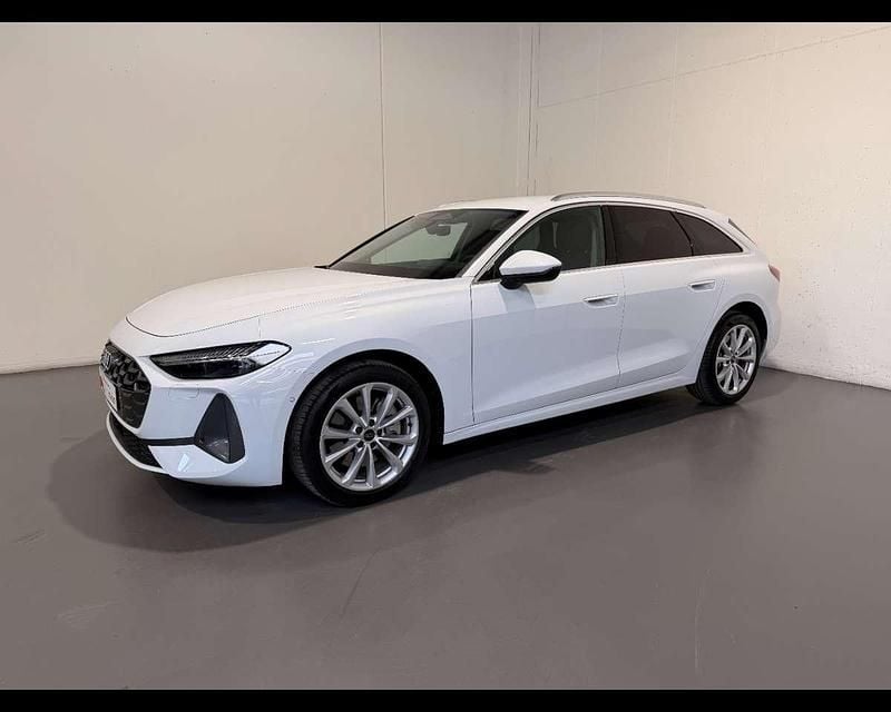 Usata Audi A5 Advanced 204 CV (150 kW) 2025 Bianco ghiacciaio metallizzato Station wagon