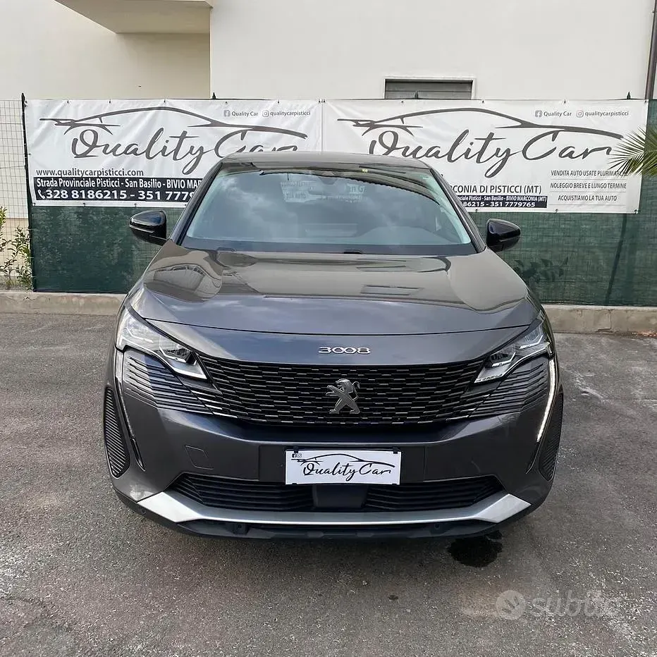 Usata Peugeot 3008 Allure 131 CV (96 kW) 2022 Grigio SUV