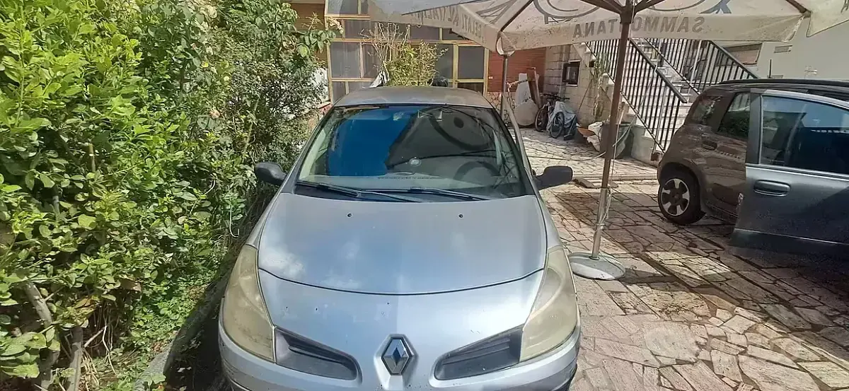 Usata Renault Clio II 85 CV (62 kW) 2008 Grigio Berlina
