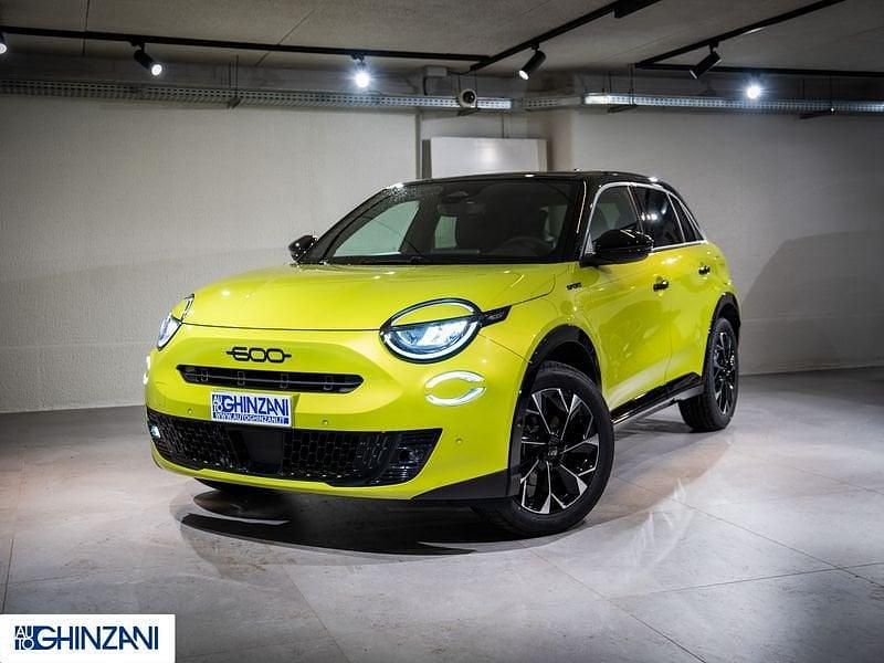 Nuova Fiat 600 Sport 145 CV (106 kW) 2026 Verde mediterraneo SUV