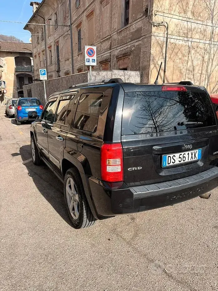 Usata Jeep Patriot 140 CV (102 kW) 2008 Nero SUV