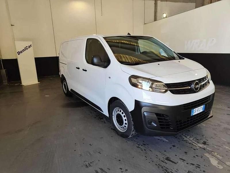 Usata Opel Vivaro Enjoy 101 CV (74 kW) 2023 Bianco Monovolume