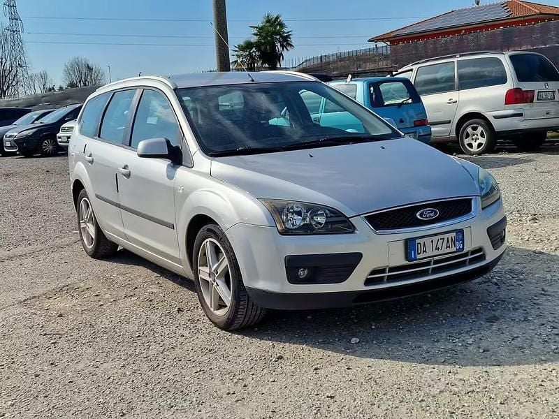 Usata Ford Focus 2005 Grigio Station wagon