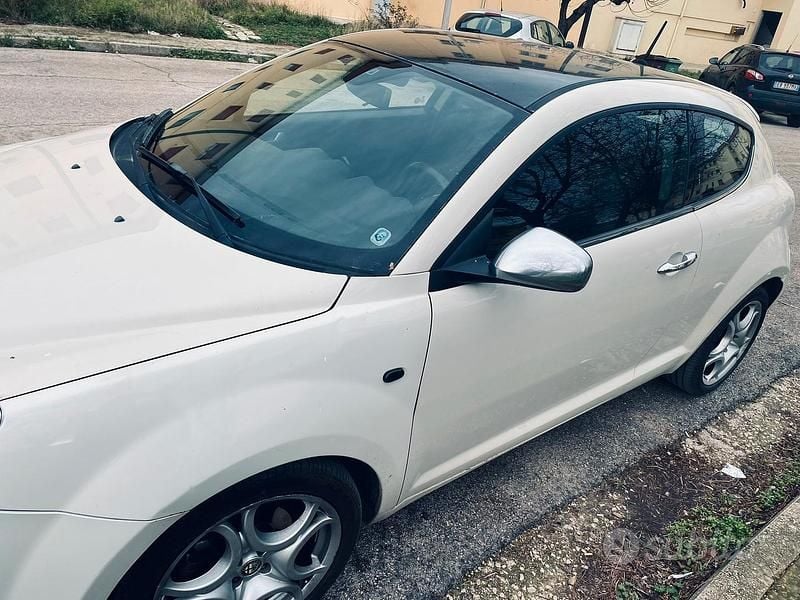 Usata Alfa Romeo MiTo Distinctive 90 CV (66 kW) 2009 Bianco Utilitaria