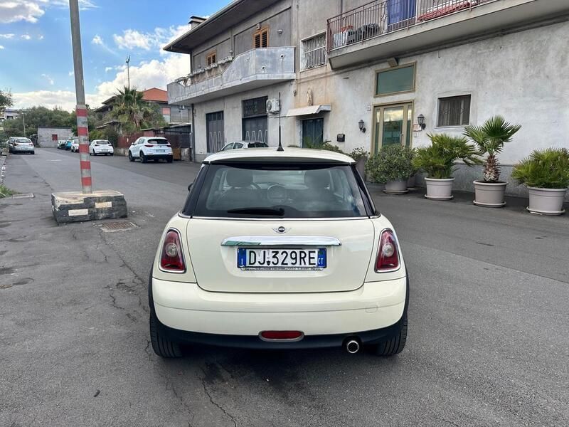 Usata Mini ONE Salt 95 CV (69 kW) 2008 Bianco Utilitaria
